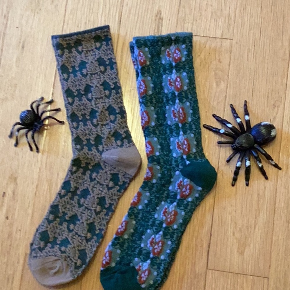 B1G1FREE.    ladies socks with base color of forest green